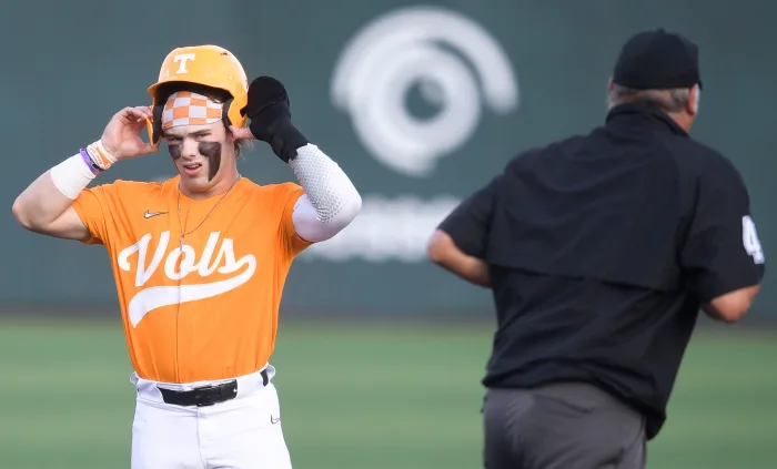 HAPPENING NOW: Former Vols star Drew Gilbert goes viral for recreating memorable moment from his time at Tennessee during Mets spring training.