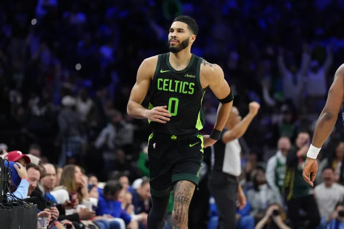 BOLD CLAIMS:Jayson Tatum Dismisses Lakers-Celtics Rivalry: “I Don’t See Them as a Rival”