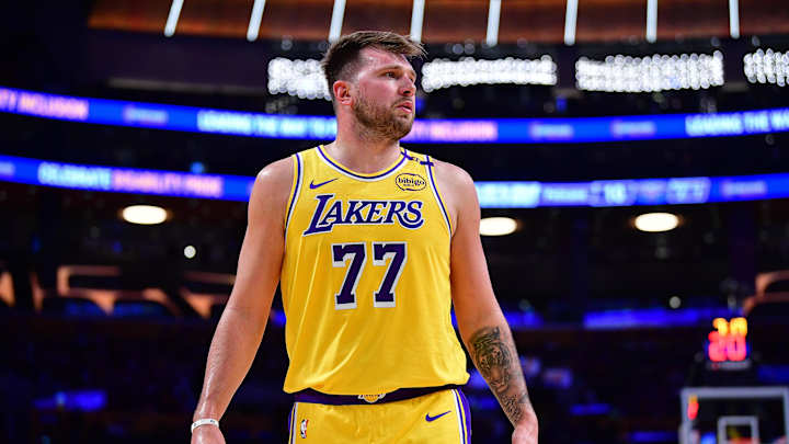 BREAKING NEWS: Luka Doncic’s Interaction with Former Trainer Hints at Mavs Breakup Tensions.